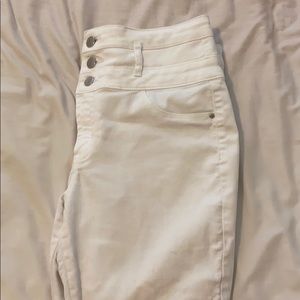 White high waisted jeans